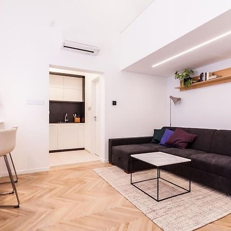 Eszter'S Lovely Downtown Apartment بودابست المظهر الخارجي الصورة